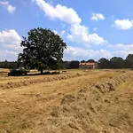 La Petite Maison Dans La Prairie By Welchome *