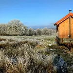La Petite Maison Dans La Prairie By Welchome Nyaraló *