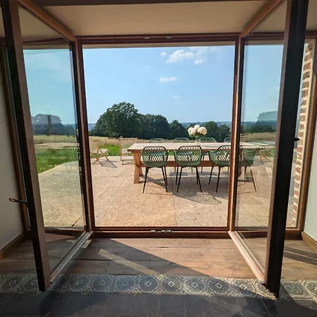 La Petite Maison Dans La Prairie *