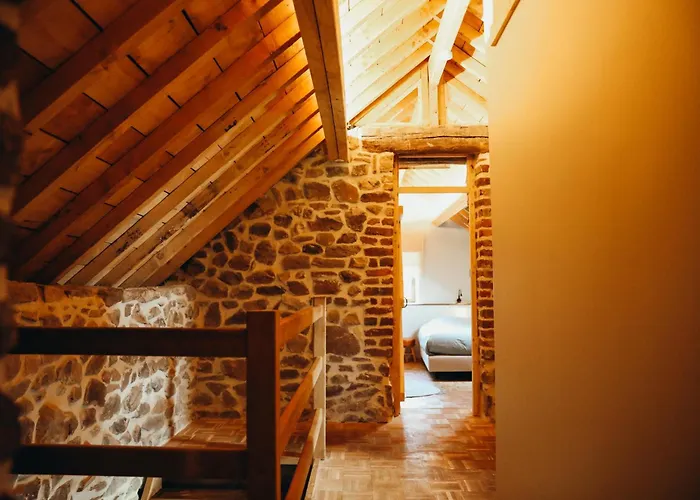 La Petite Maison Dans La Prairie By Welchome *